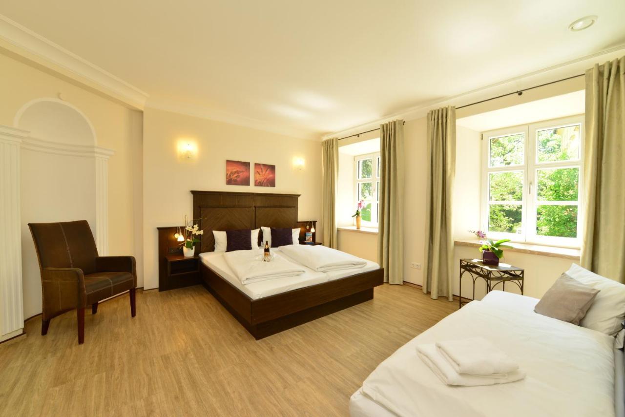 Autenrieder Brauereigasthof Ichenhausen Luaran gambar